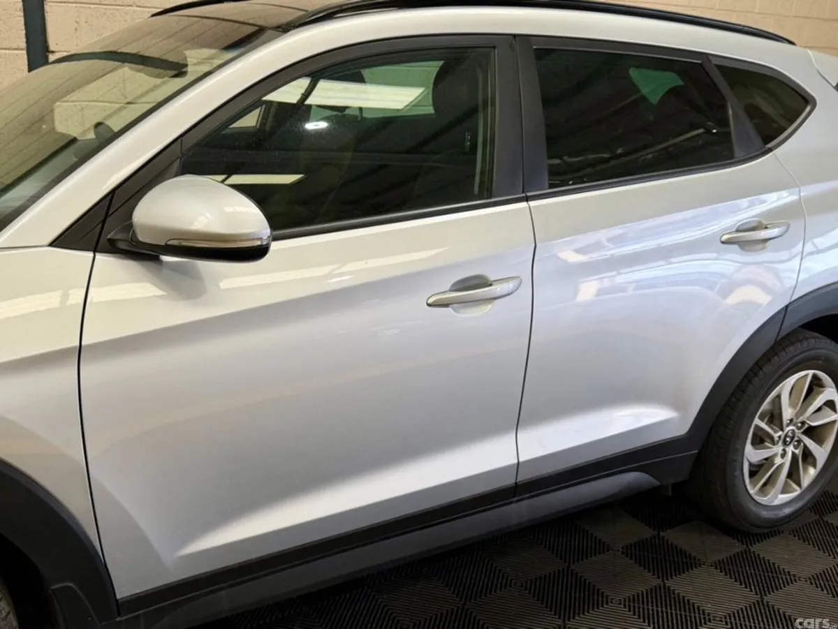 Hyundai Tucson MPV, Diesel, 2017, Grey