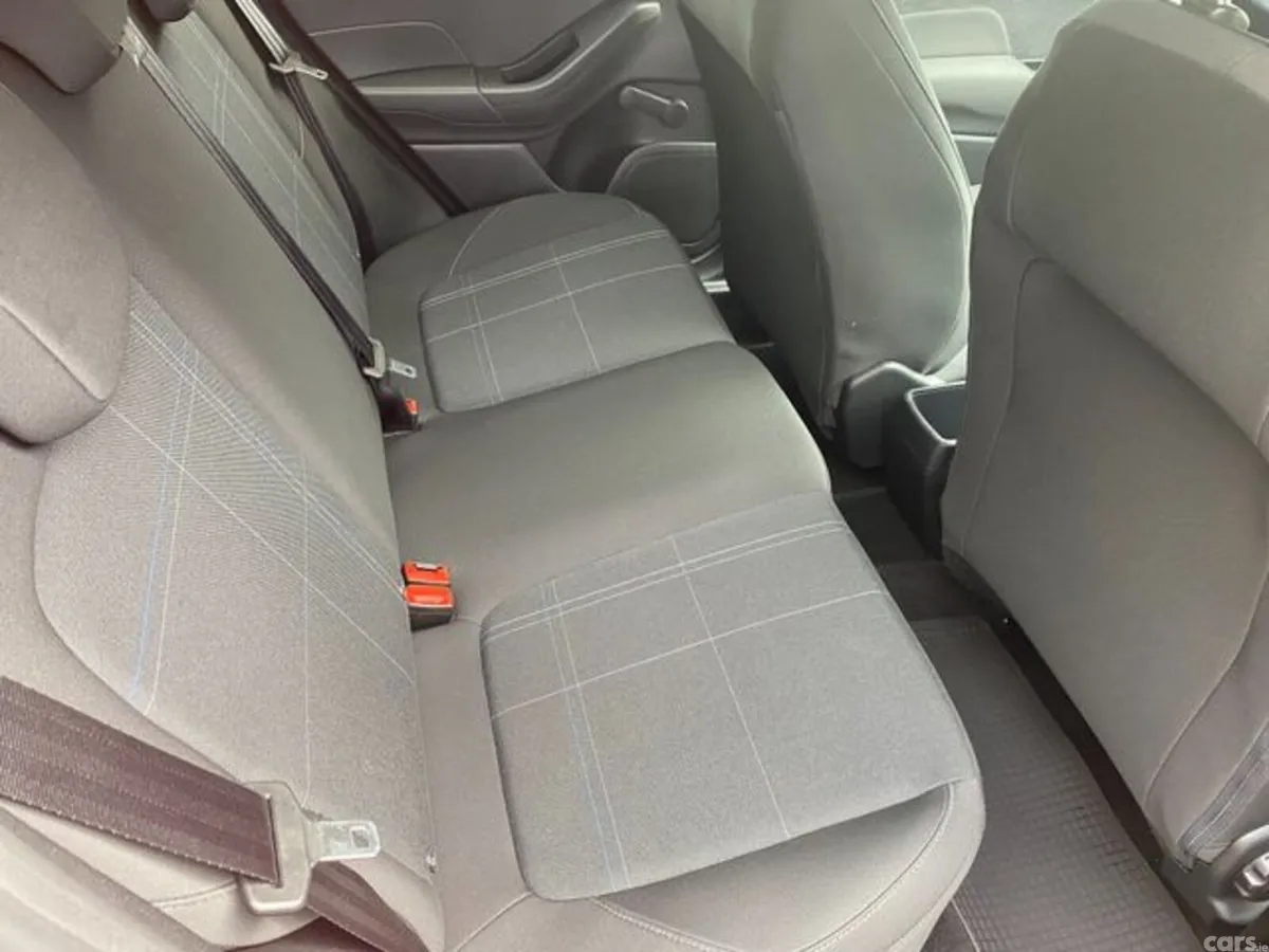 Ford Fiesta Hatchback, Petrol, 2021, Red