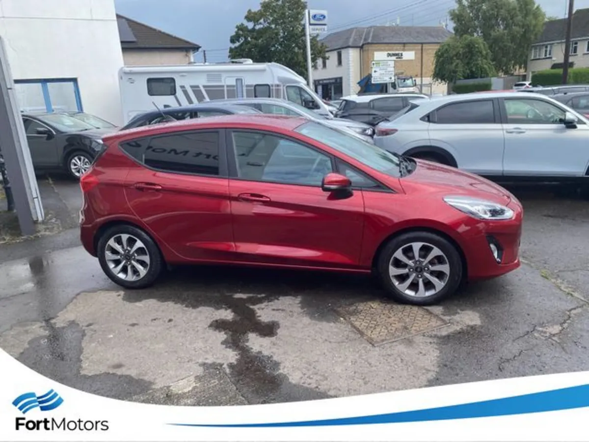 Ford Fiesta Hatchback, Petrol, 2021, Red
