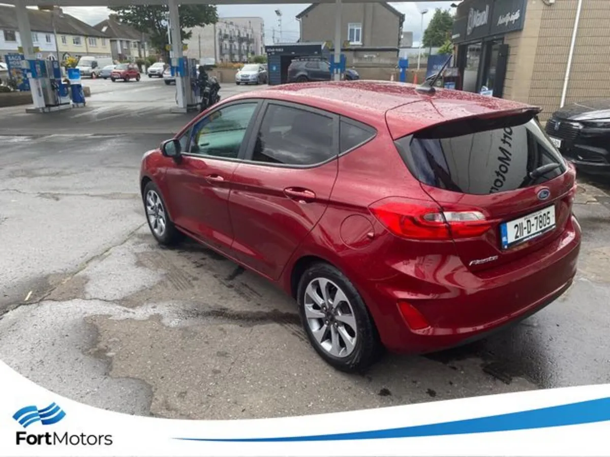 Ford Fiesta Hatchback, Petrol, 2021, Red