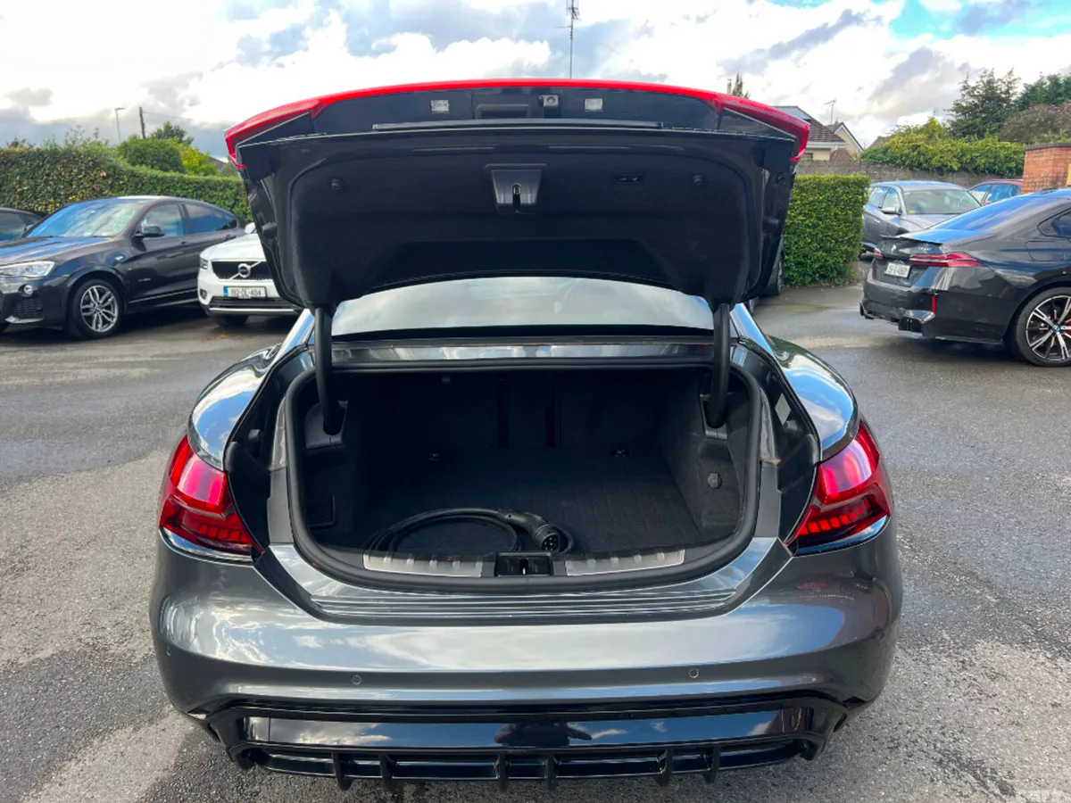 Audi e-tron GT Coupe, Electric, 2021, Grey