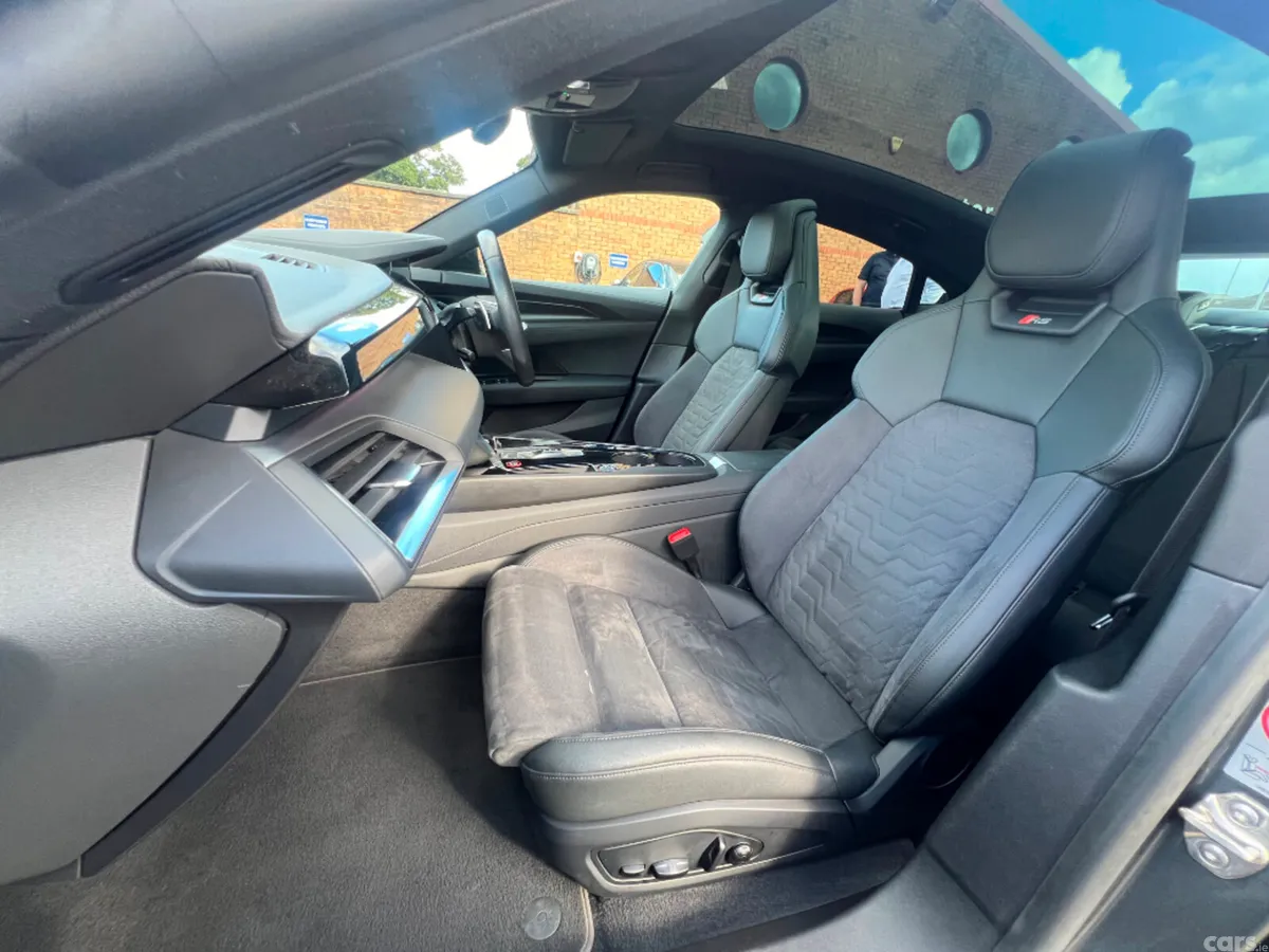 Audi e-tron GT Coupe, Electric, 2021, Grey