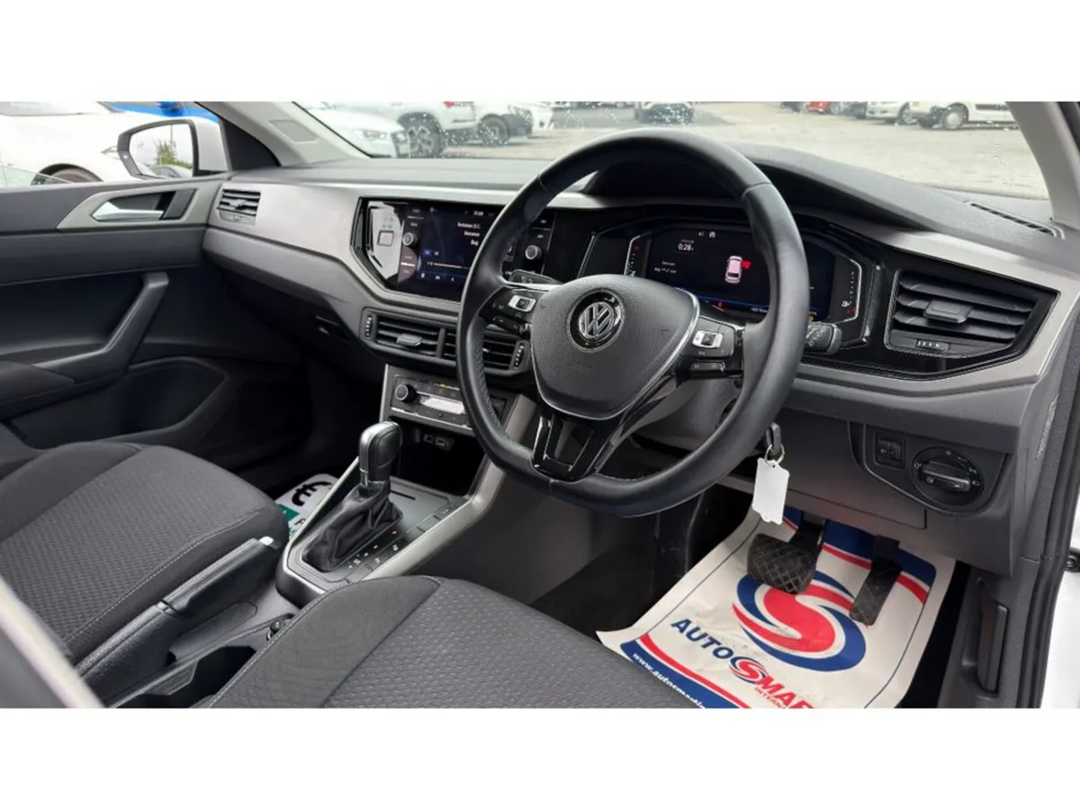 Volkswagen Polo Hatchback, Petrol, 2019, White