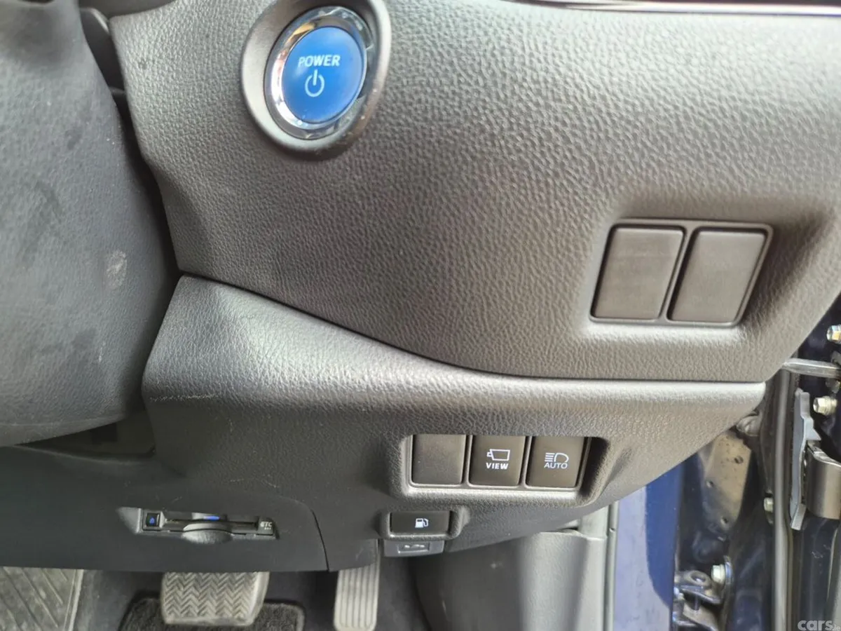 Toyota C-HR SUV, Petrol Hybrid, 2021, Blue