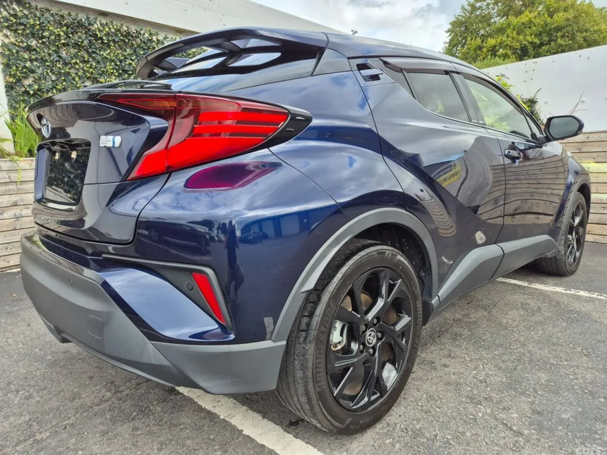Toyota C-HR SUV, Petrol Hybrid, 2021, Blue