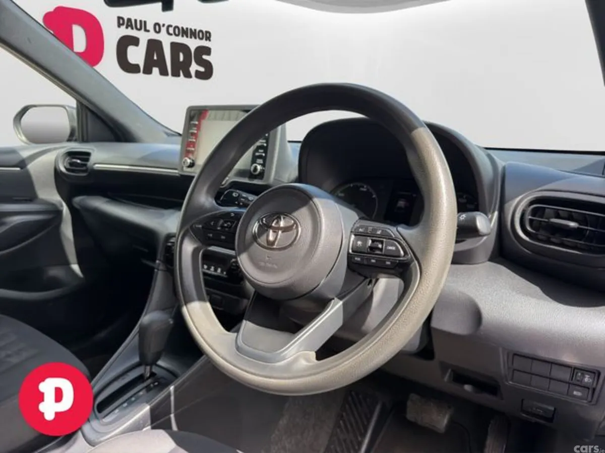 Toyota Yaris Hatchback, Petrol Hybrid, 2022, Blue