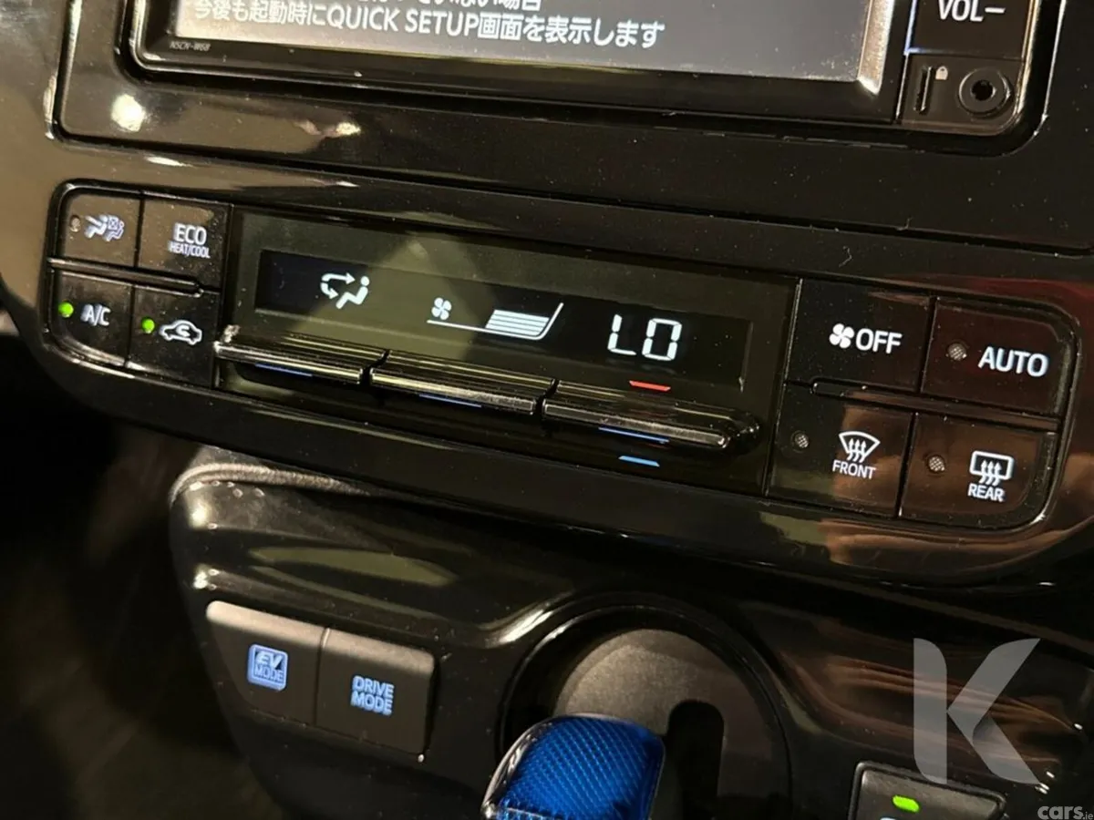 Toyota Prius Hatchback, Petrol Hybrid, 2022, Silver