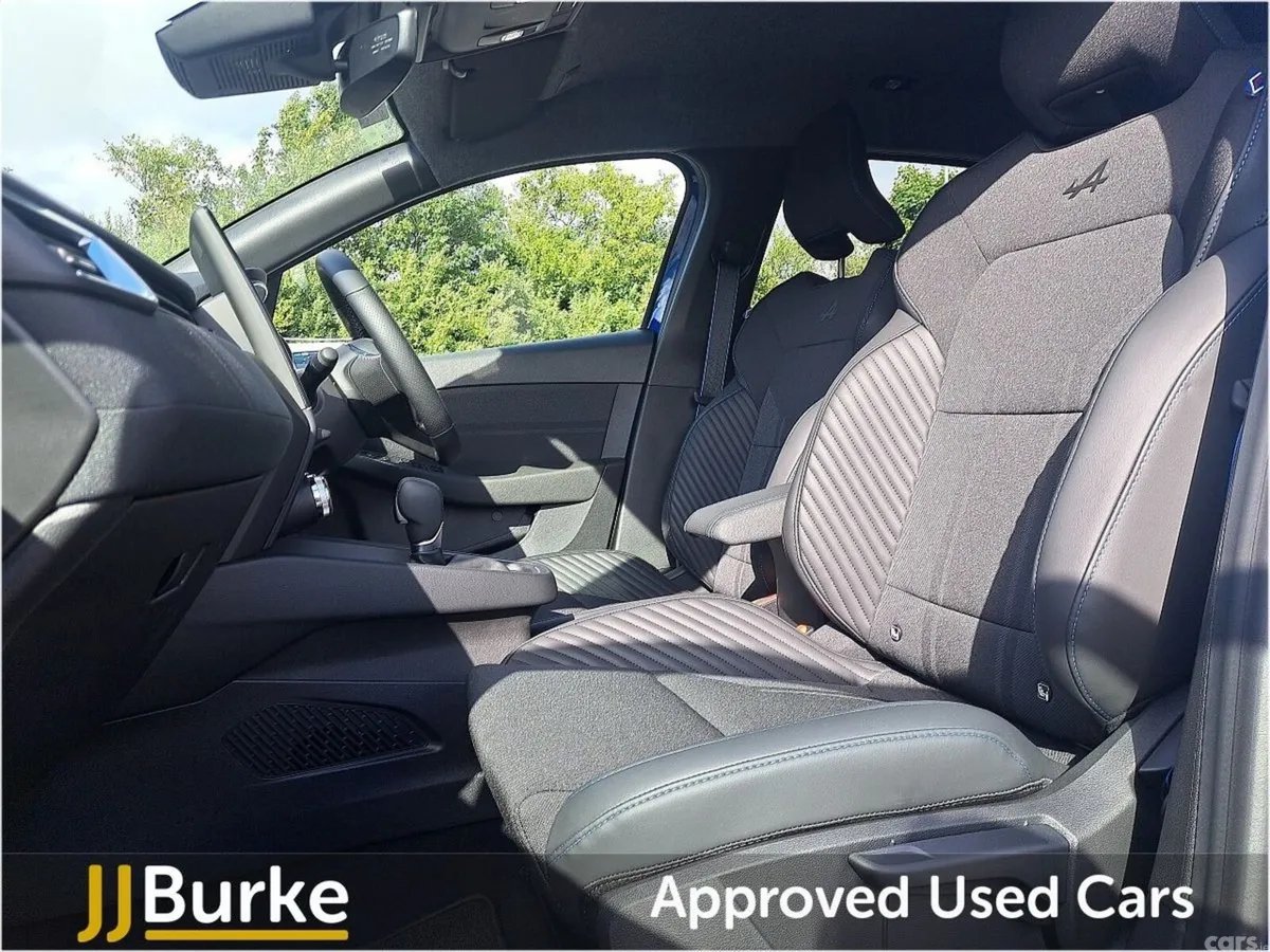 Renault Clio Hatchback, Petrol Hybrid, 2026, Blue
