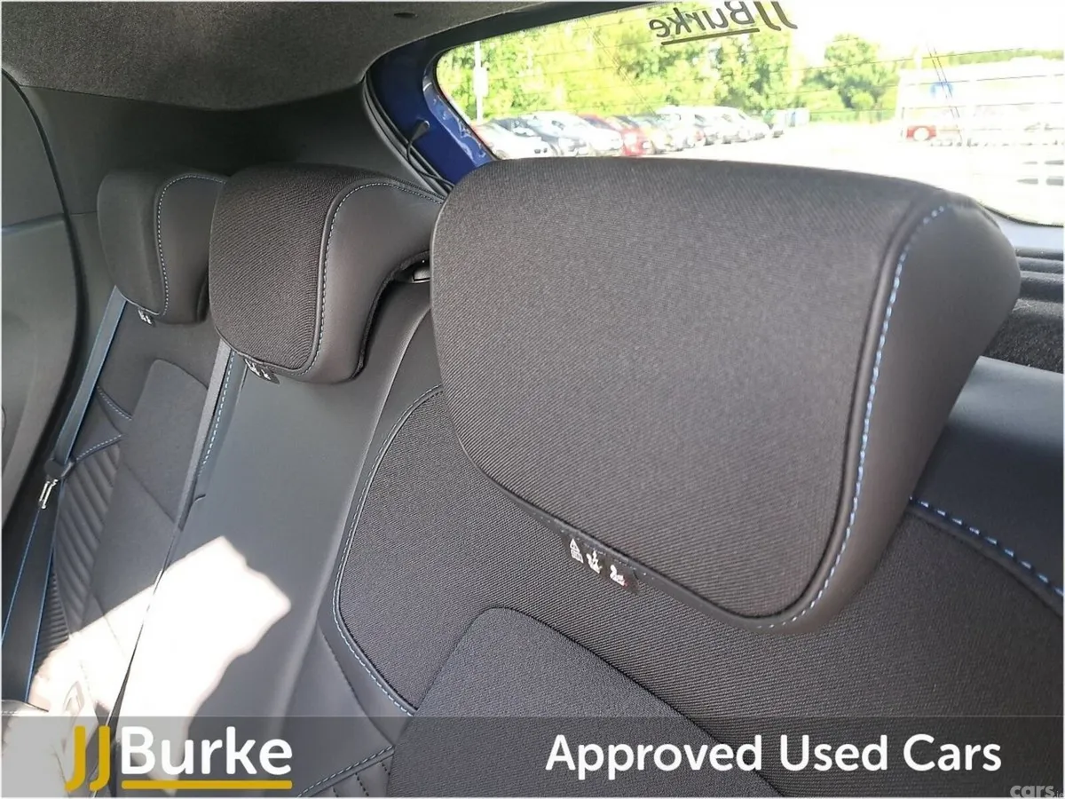 Renault Clio Hatchback, Petrol Hybrid, 2026, Blue