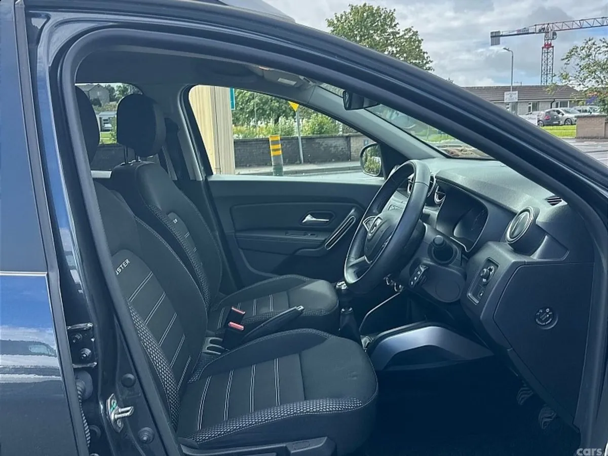 Dacia Duster SUV, Diesel, 2021, Grey