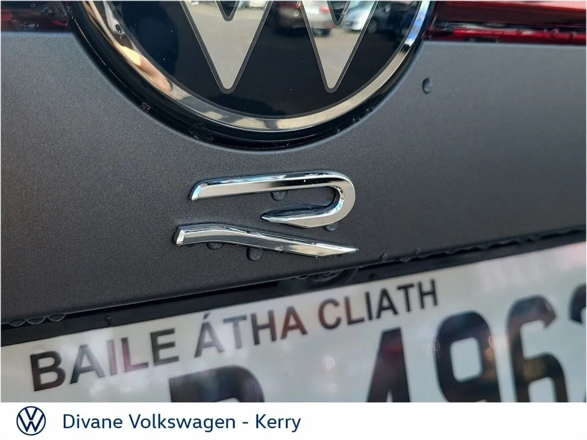Volkswagen Touareg SUV, Petrol Plug-in Hybrid, 2026, Grey