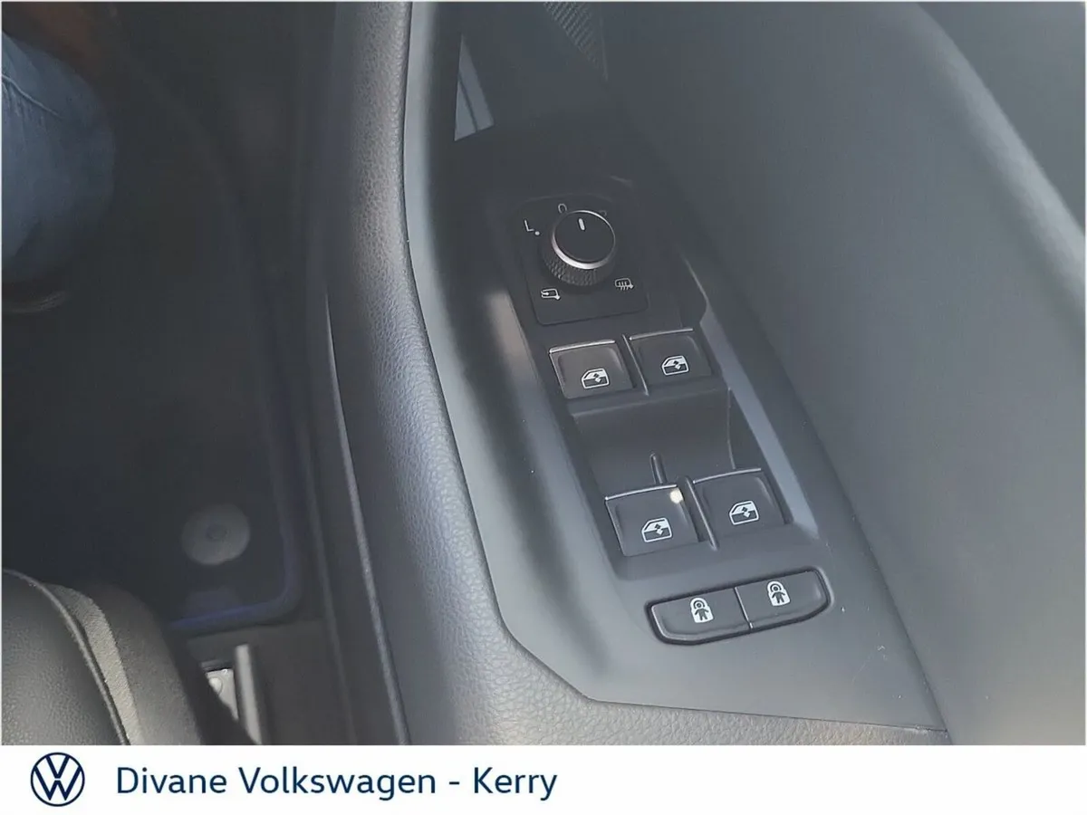 Volkswagen Touareg SUV, Petrol Plug-in Hybrid, 2026, Grey