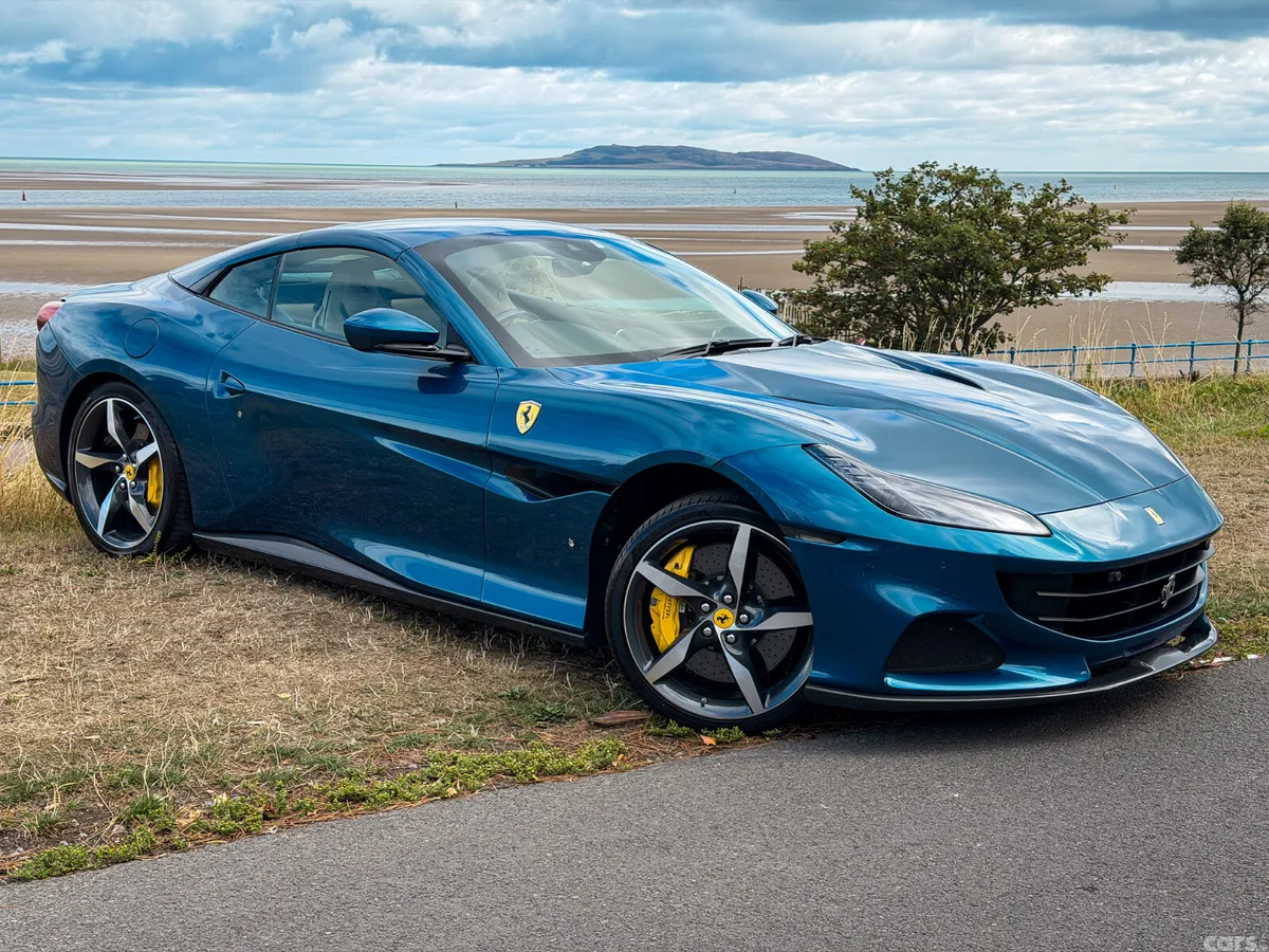 Ferrari Portofino Convertible, Petrol, 2022, Blue
