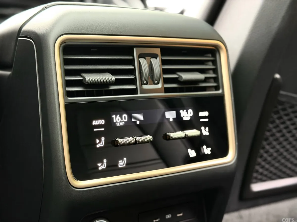 Porsche Cayenne SUV, Petrol Plug-in Hybrid, 2025, Grey