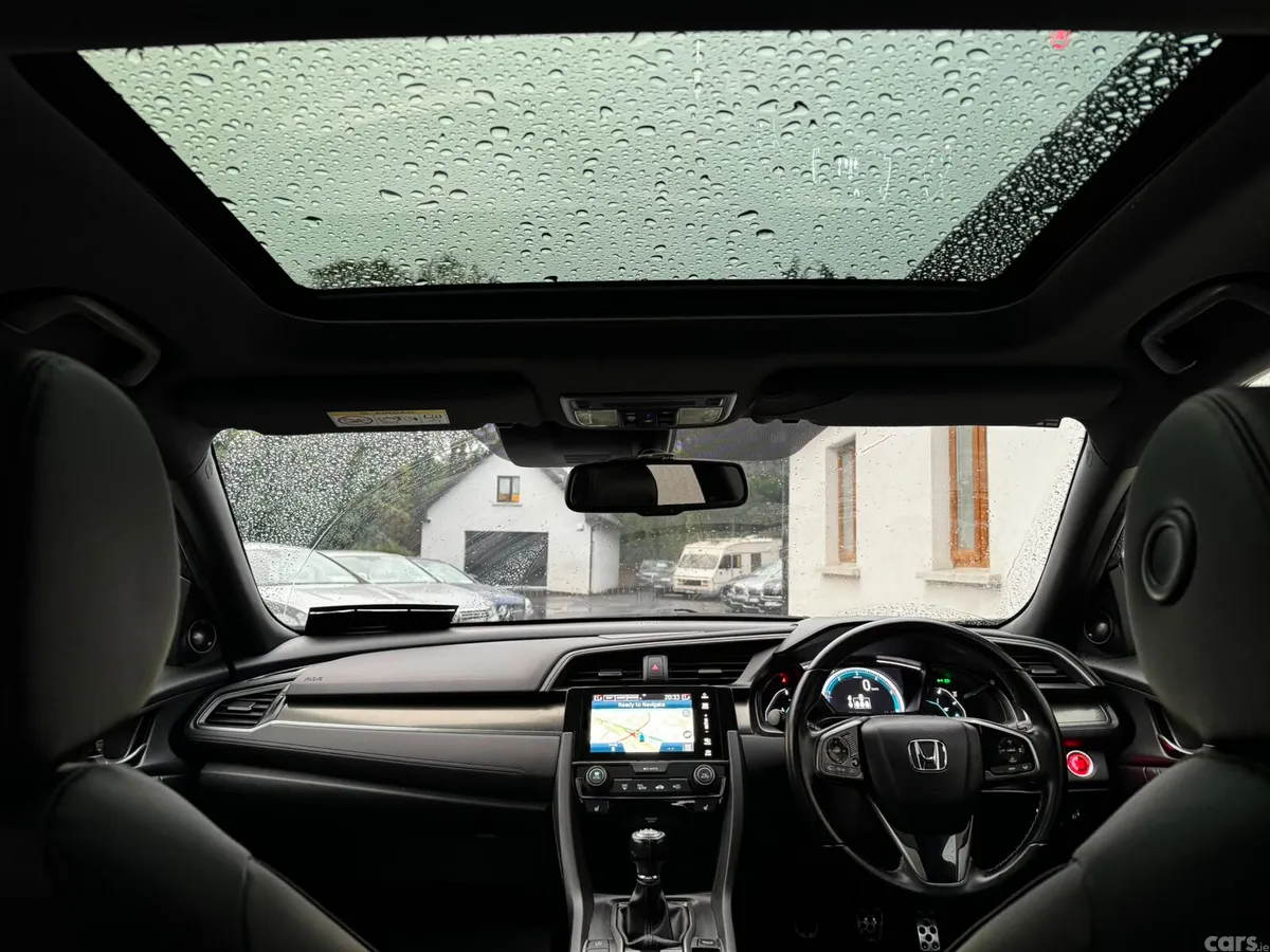 Honda Civic Hatchback, Diesel, 2019, Grey