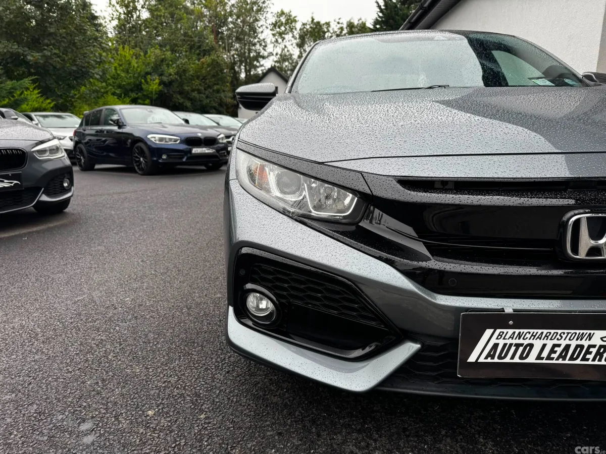 Honda Civic Hatchback, Diesel, 2019, Grey