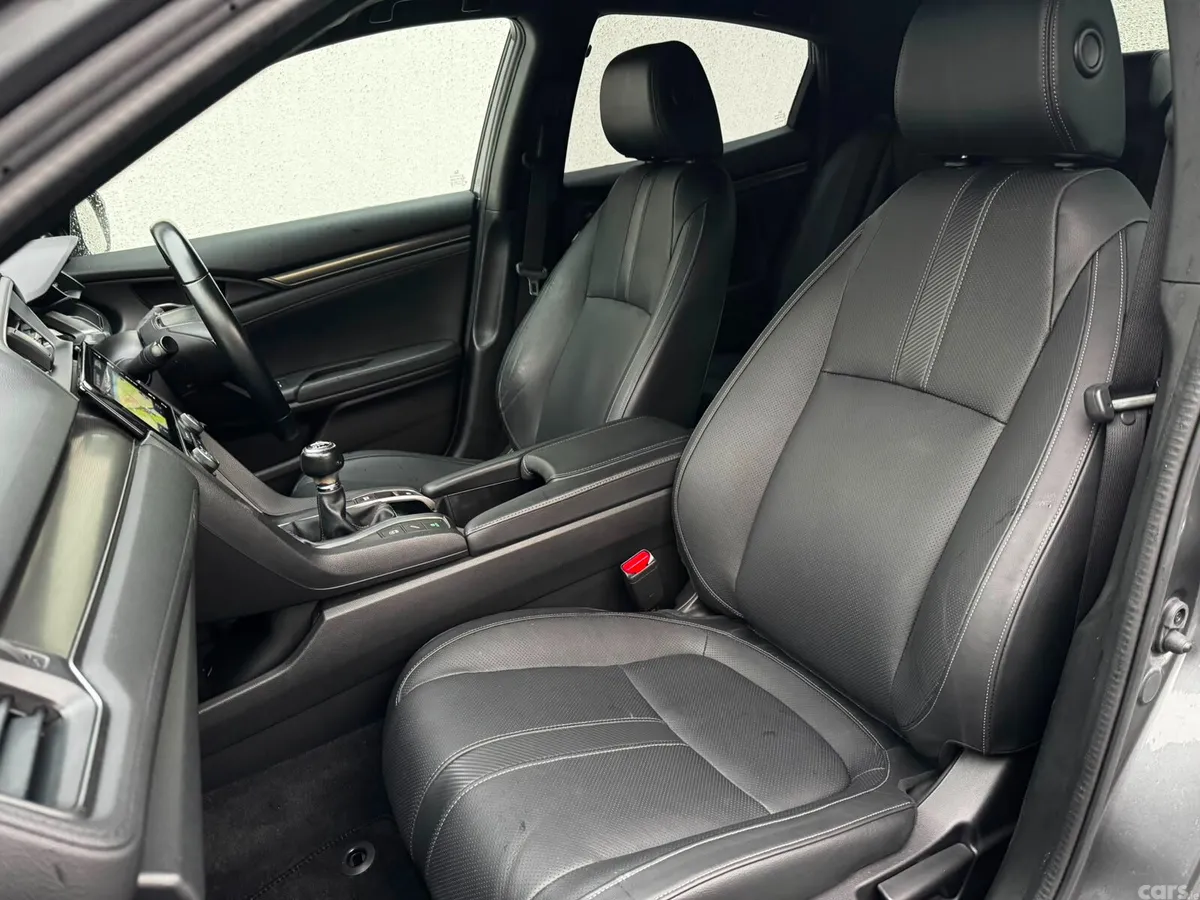 Honda Civic Hatchback, Diesel, 2019, Grey