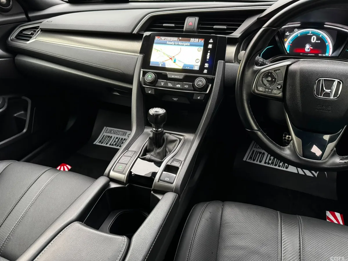 Honda Civic Hatchback, Diesel, 2019, Grey