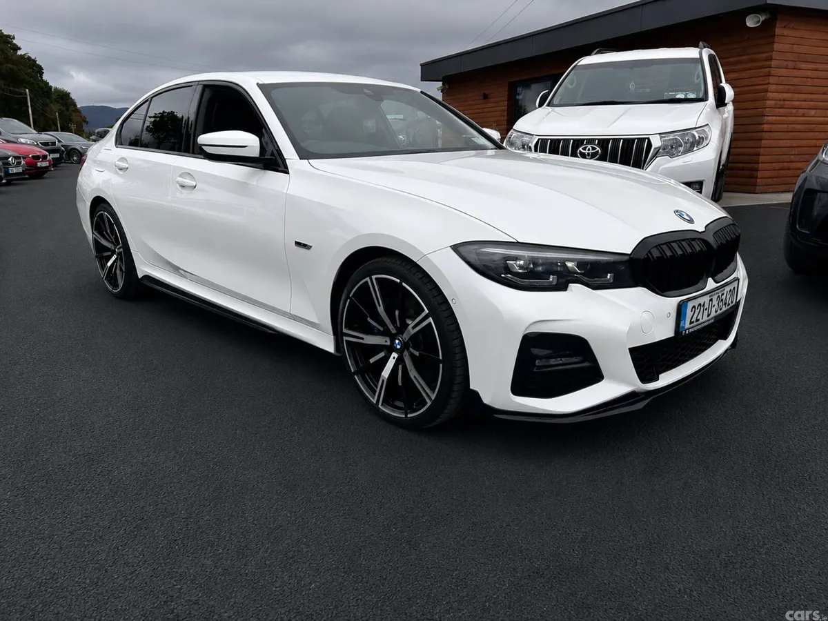 BMW 3-Series Saloon, Petrol Plug-in Hybrid, 2022, White