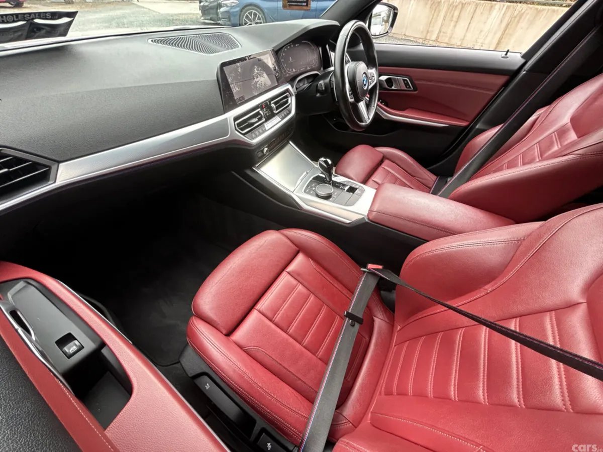 BMW 3-Series Saloon, Petrol Plug-in Hybrid, 2022, White
