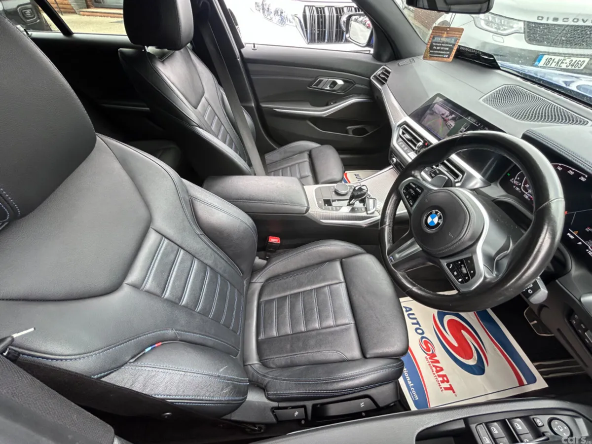 BMW 3-Series Estate/Jeep, Diesel, 2021, Blue