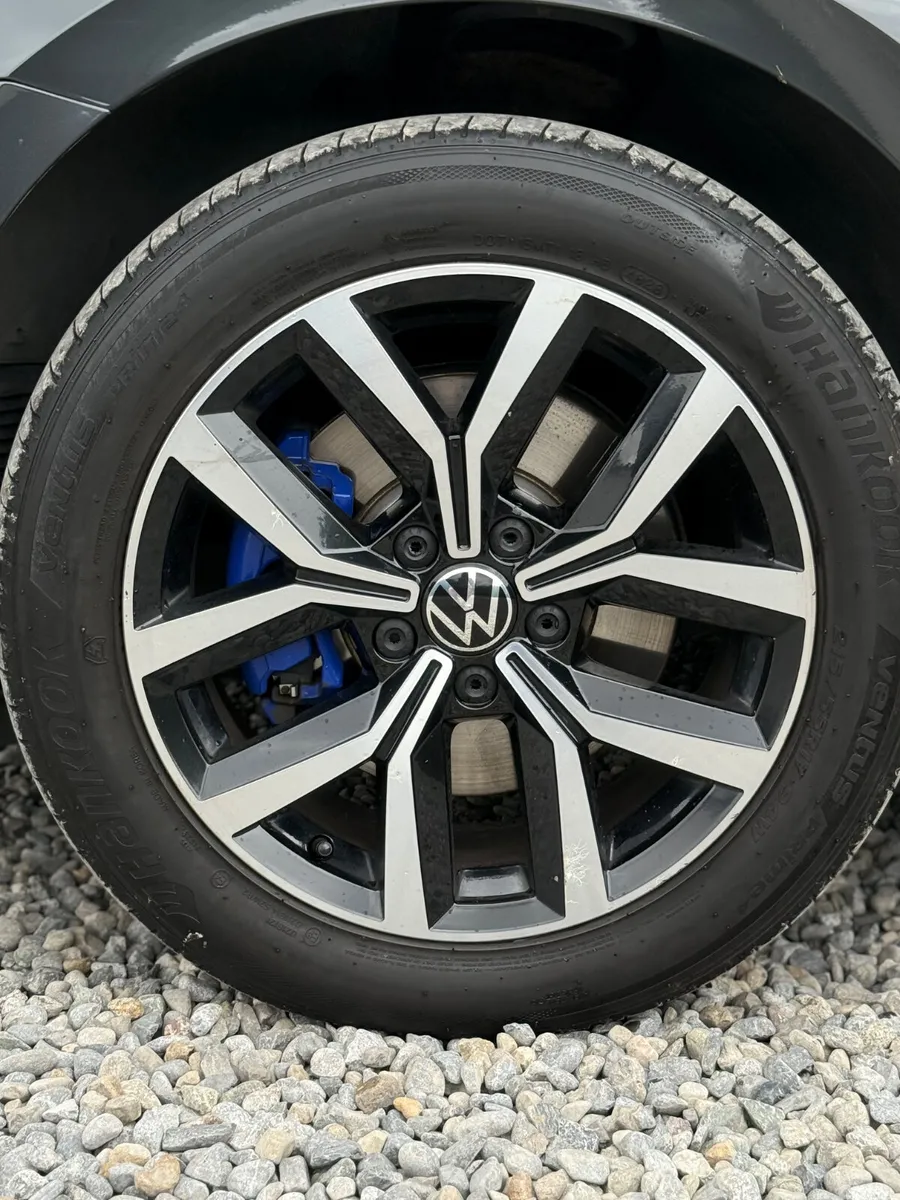 Volkswagen Passat Saloon, Petrol Plug-in Hybrid, 2021, Grey