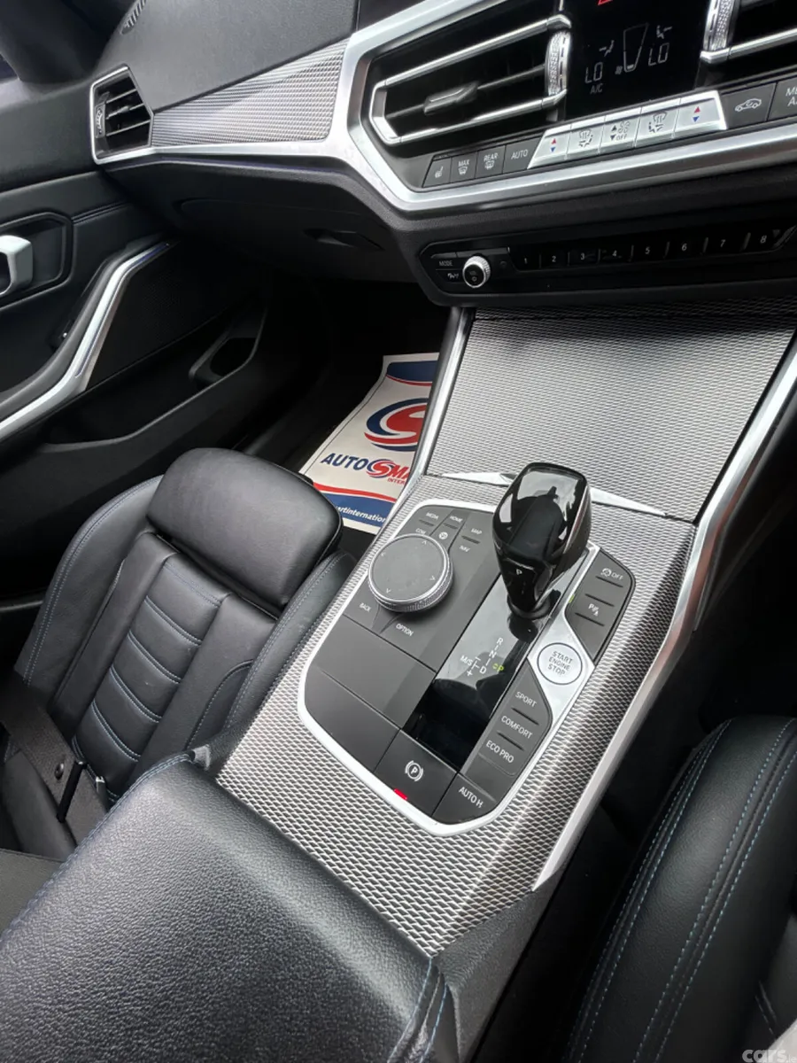 BMW 3-Series Estate/Jeep, Diesel, 2021, Blue