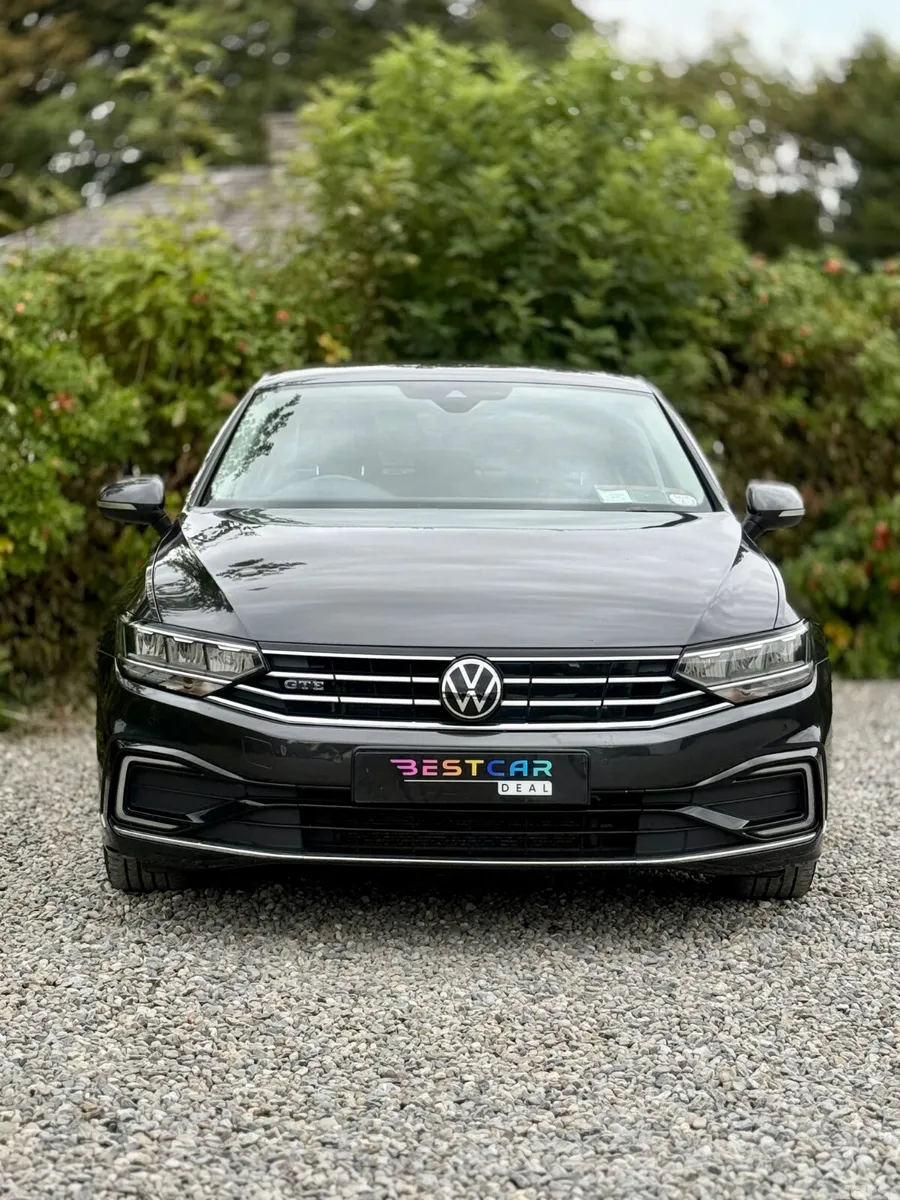 Volkswagen Passat Saloon, Petrol Plug-in Hybrid, 2021, Grey