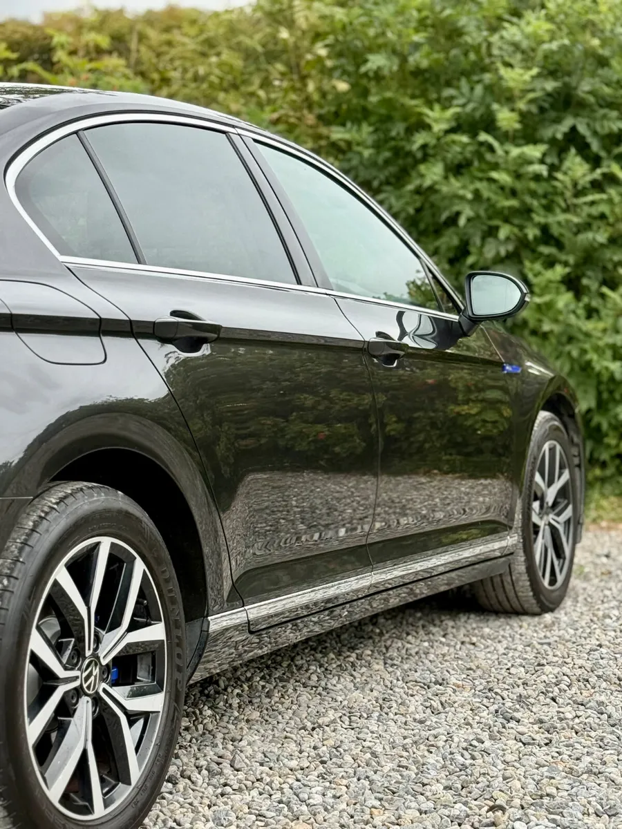 Volkswagen Passat Saloon, Petrol Plug-in Hybrid, 2021, Grey
