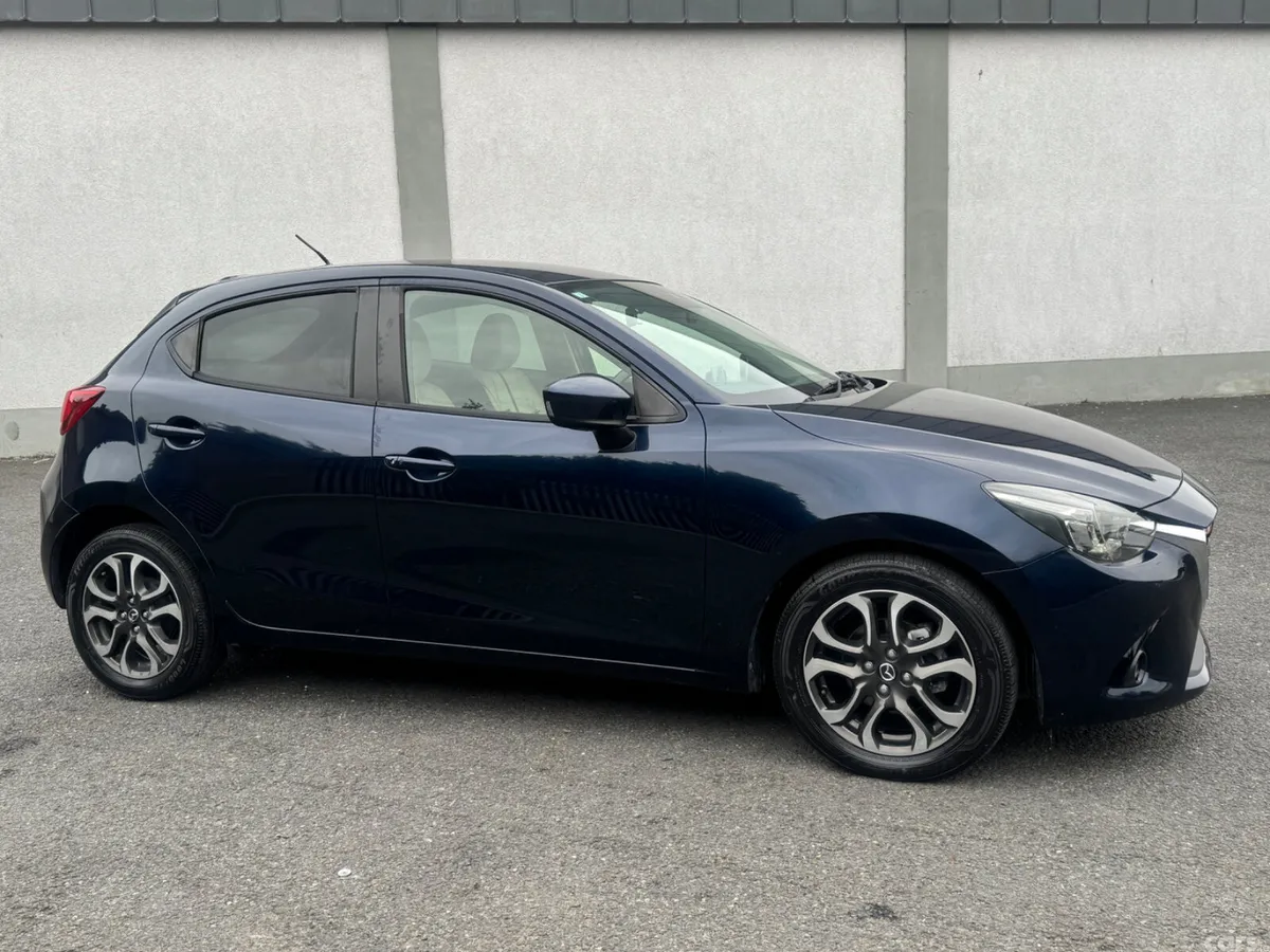Mazda Demio Hatchback, Diesel, 2015, Blue