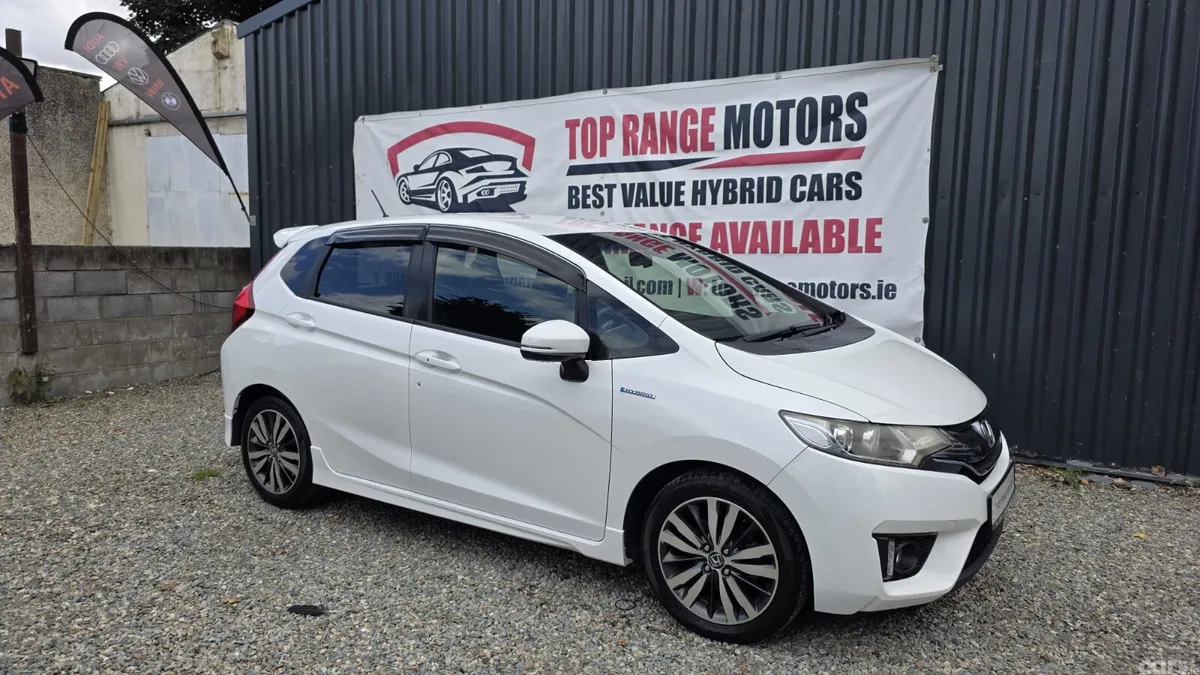 Honda Fit Hatchback, Petrol Hybrid, 2015, White