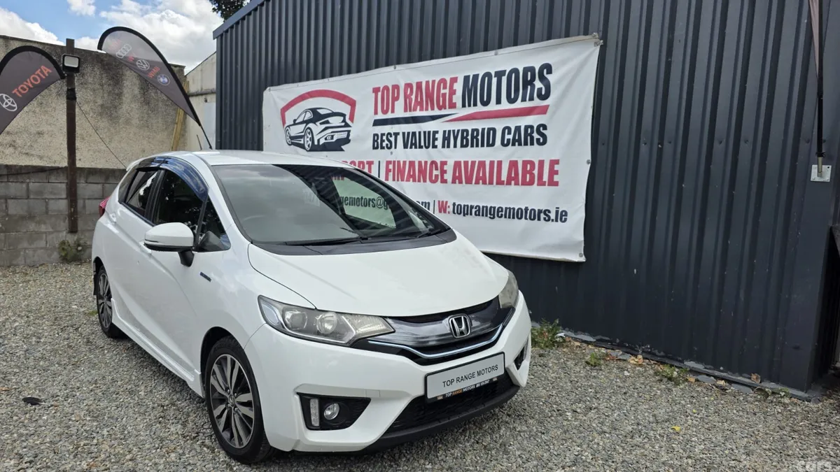 Honda Fit Hatchback, Petrol Hybrid, 2015, White