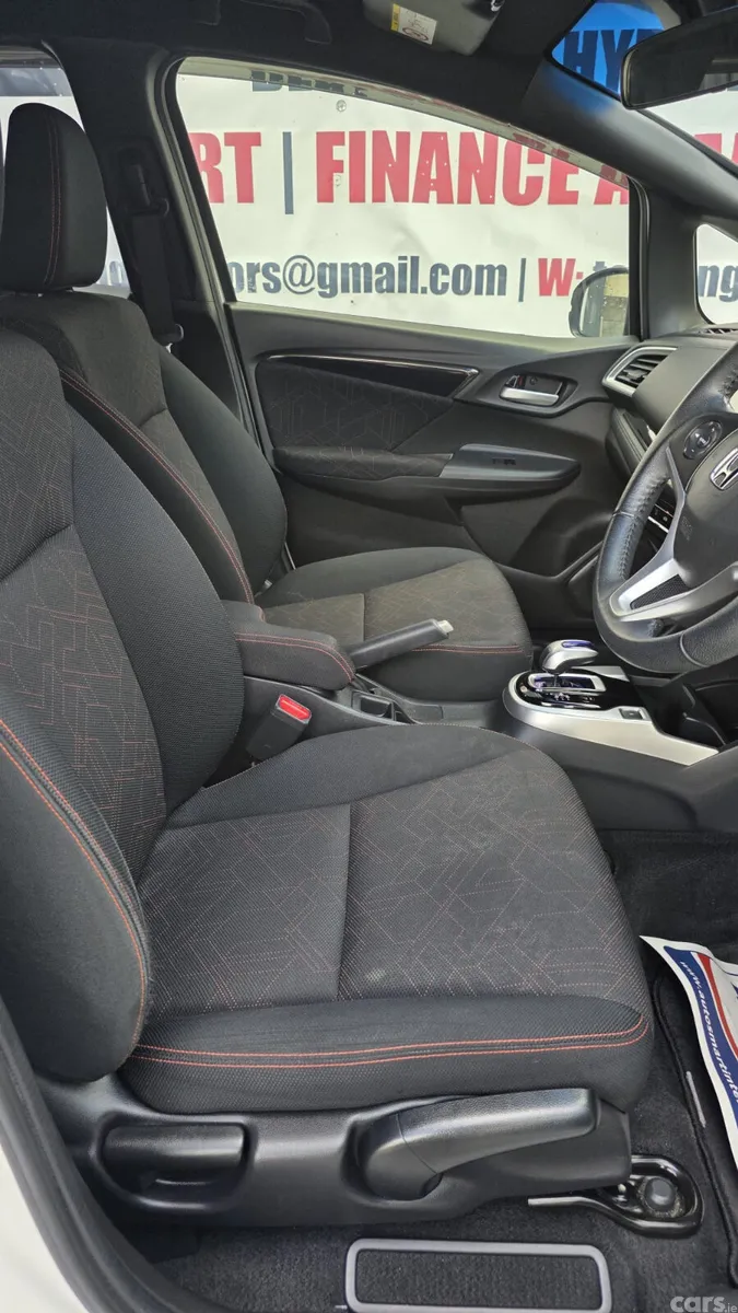 Honda Fit Hatchback, Petrol Hybrid, 2015, White
