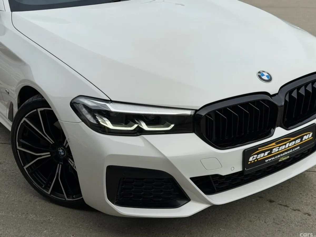 BMW 5-Series Estate, Diesel Hybrid, 2022, White