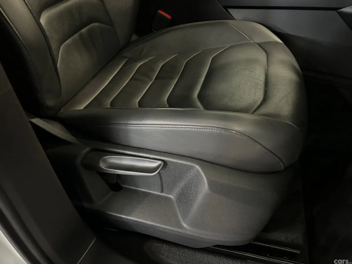 Volkswagen Touareg SUV, Diesel, 2019, White