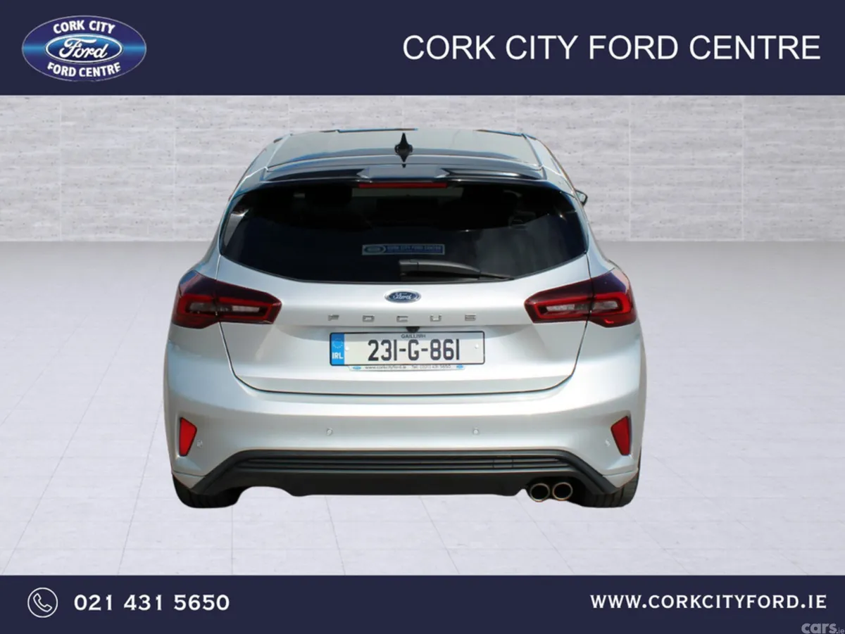 Ford Focus Hatchback, Petrol, 2023, Grey