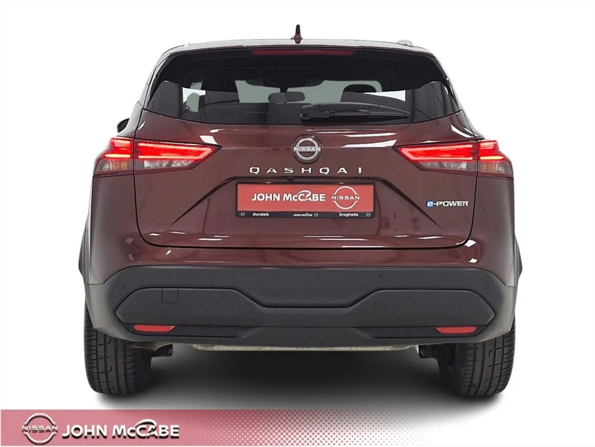 Nissan Qashqai MPV, Petrol Hybrid, 2024, Red