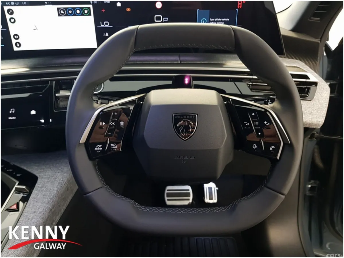 Peugeot 5008 MPV, Electric, 2026, Blue