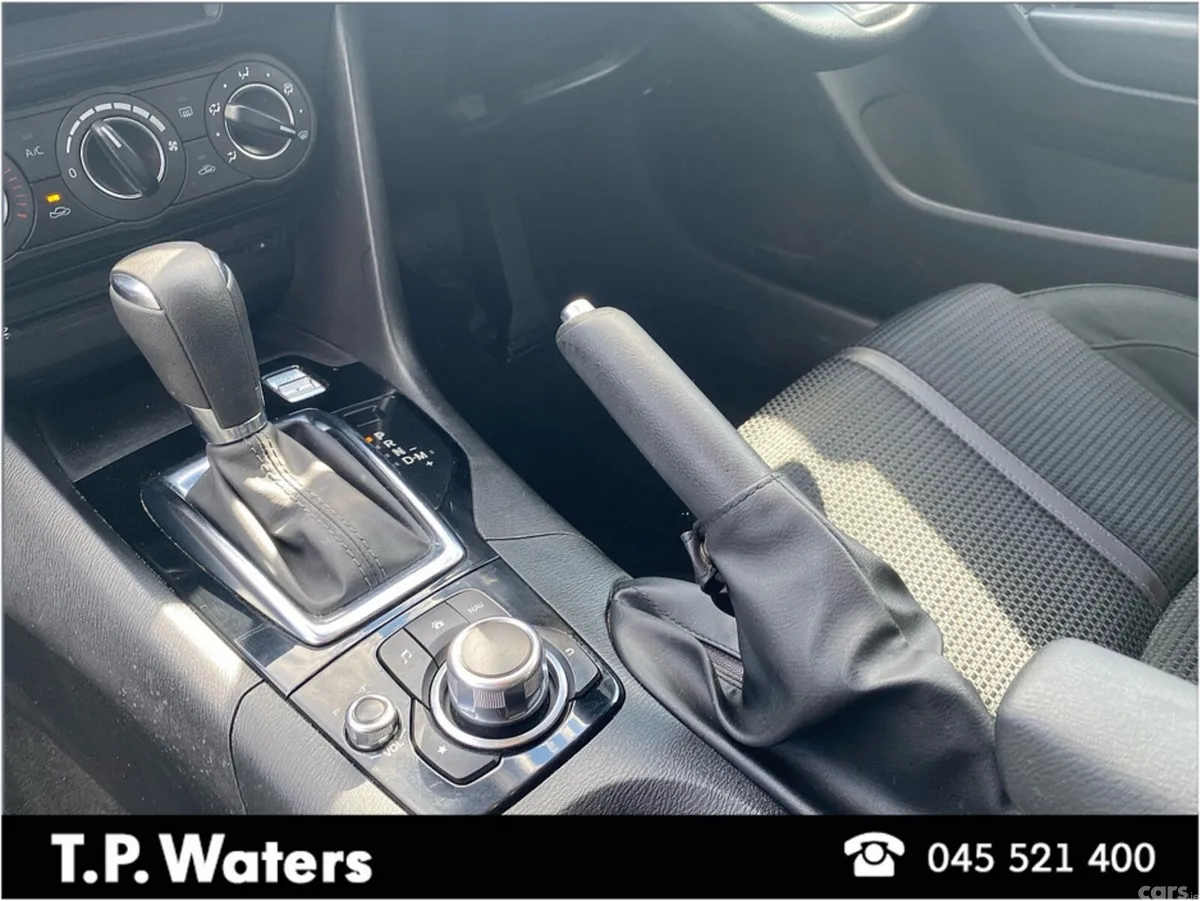 Mazda Mazda3 Hatchback, Petrol, 2018, Silver