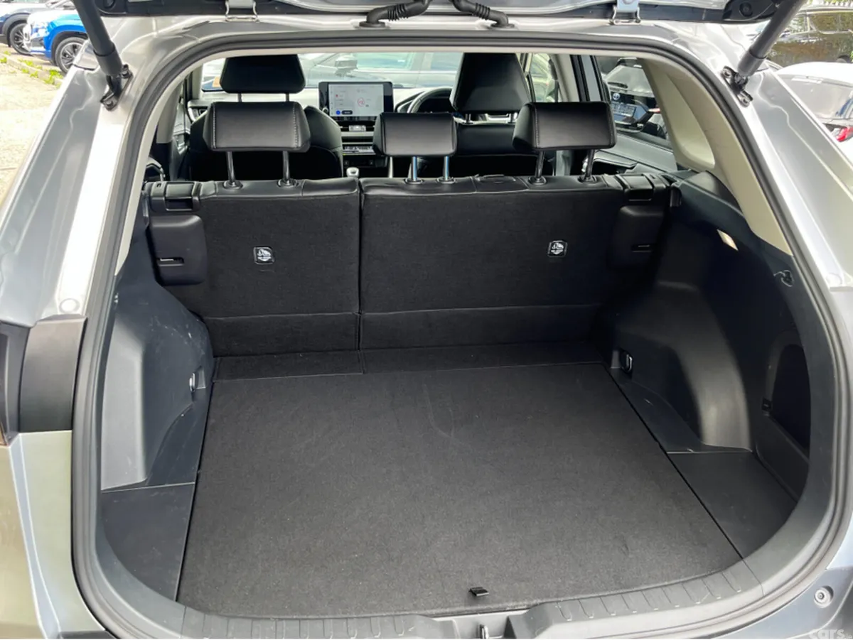 Toyota RAV4 SUV, Petrol Hybrid, 2024, Grey