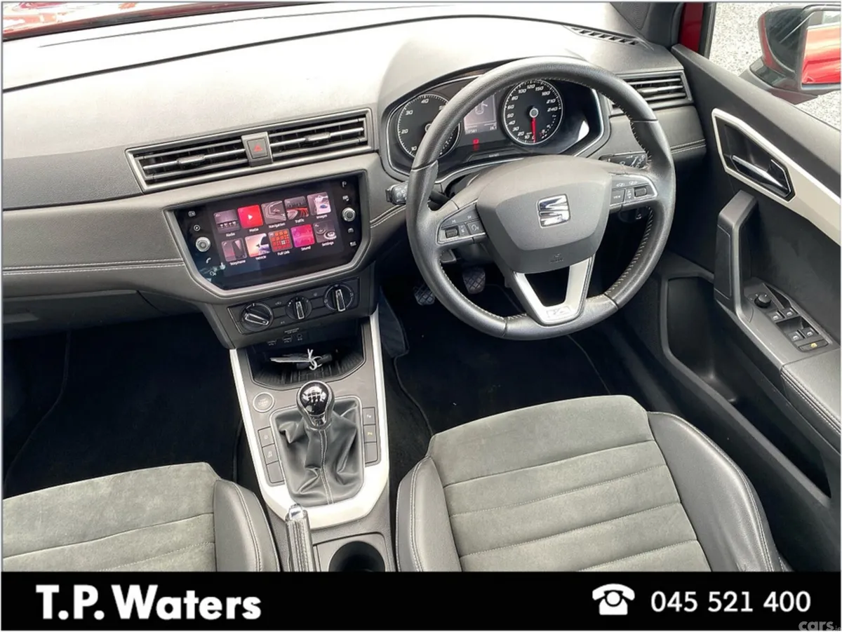 SEAT Arona Hatchback, Diesel, 2019, Red