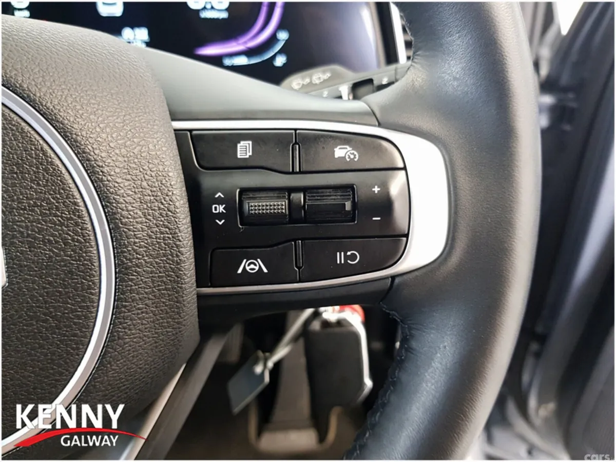 Kia Sportage MPV, Diesel, 2025, Grey