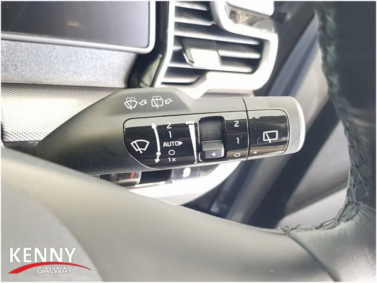 Kia Sportage MPV, Diesel, 2025, Grey
