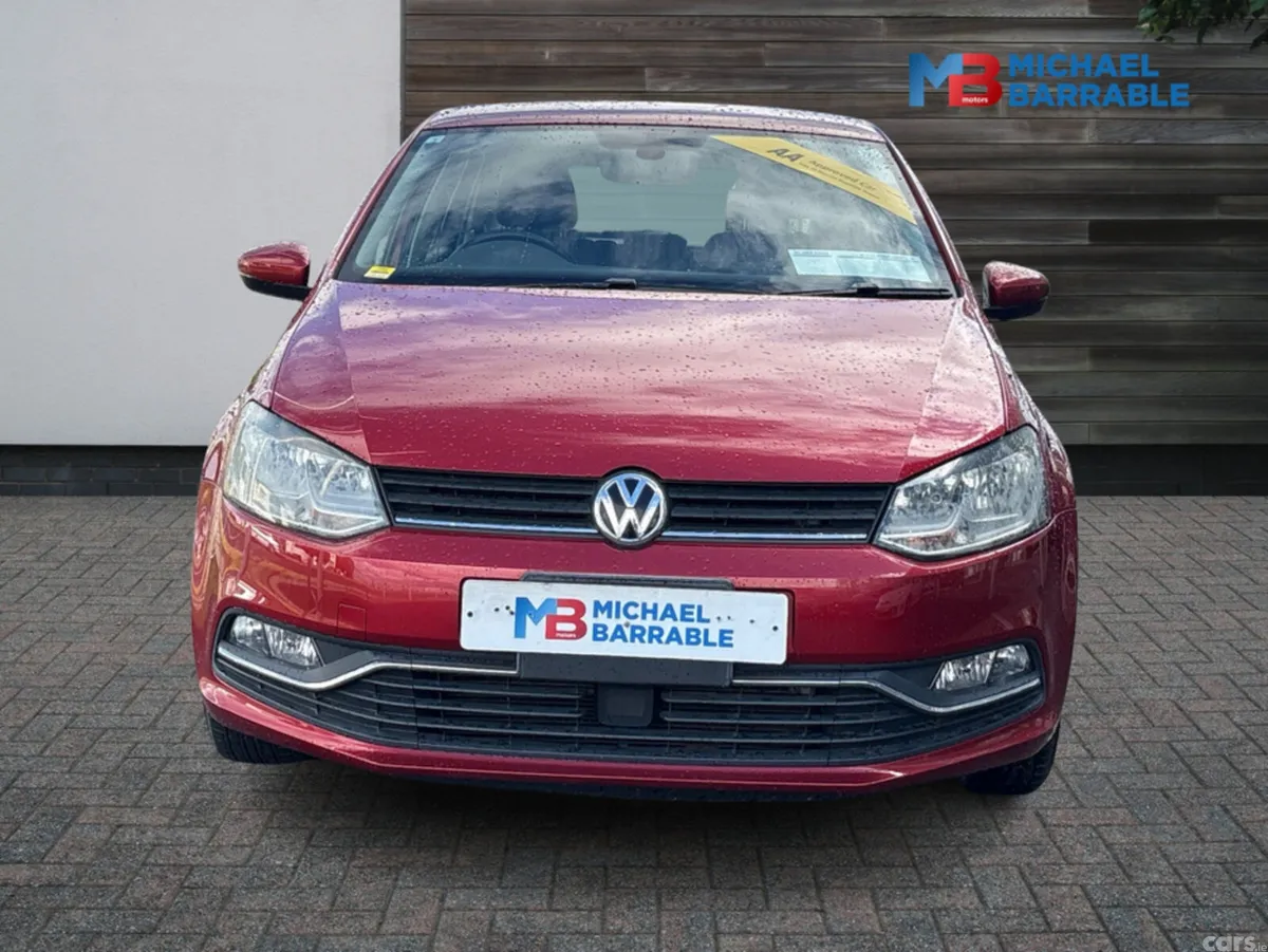 Volkswagen Polo Hatchback, Petrol, 2015, Red