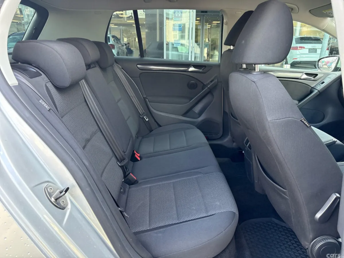 Volkswagen Golf Hatchback, Petrol, 2012, Silver