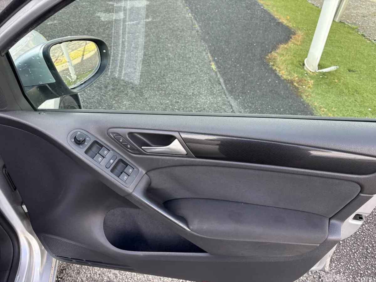 Volkswagen Golf Hatchback, Petrol, 2012, Silver