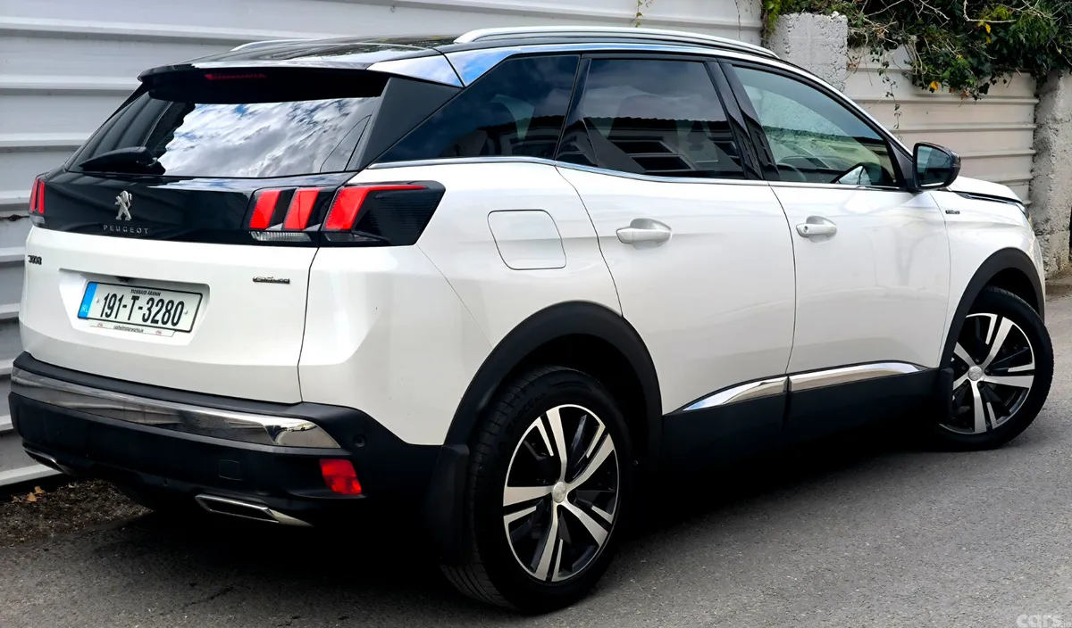 Peugeot 3008 Hatchback, Diesel, 2019, White