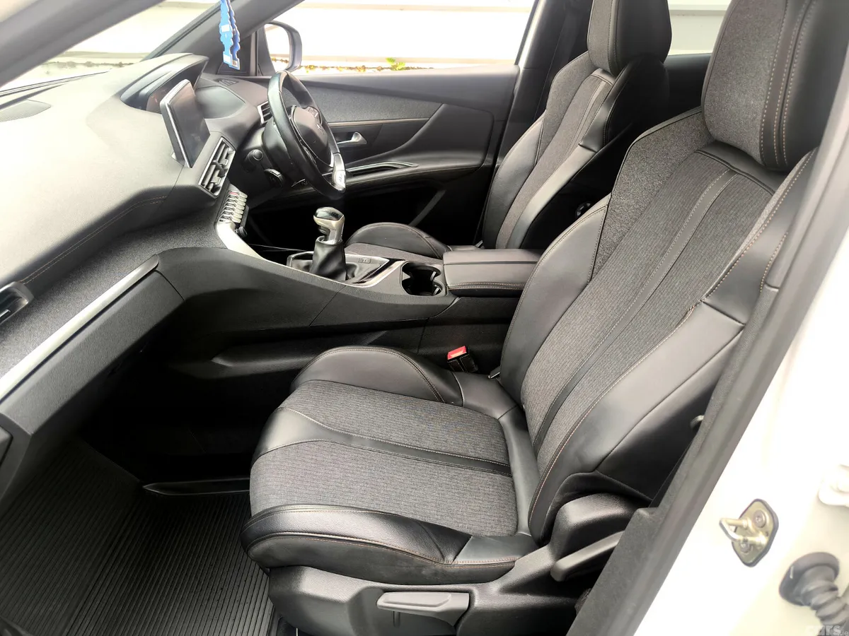 Peugeot 3008 Hatchback, Diesel, 2019, White