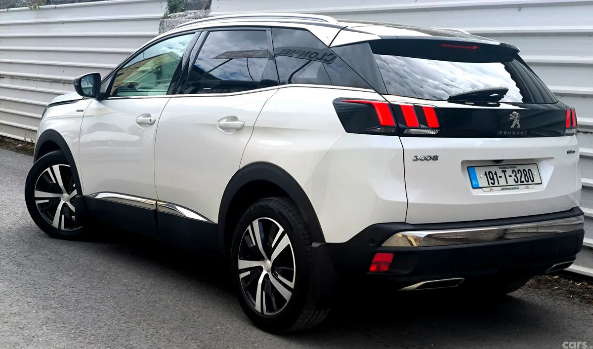 Peugeot 3008 Hatchback, Diesel, 2019, White