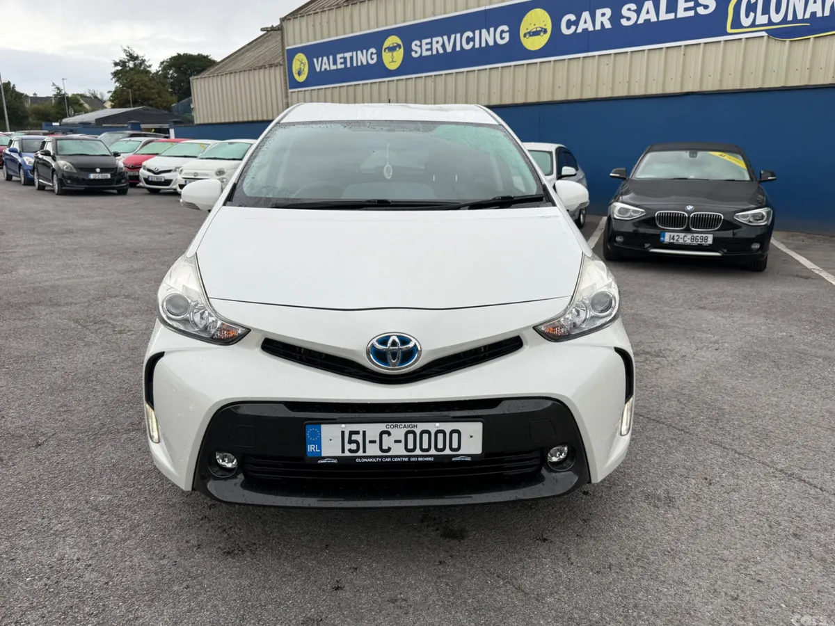 Toyota Prius Hatchback, Petrol Hybrid, 2015, White